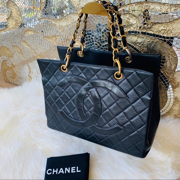 CHANEL Handbags - GST 💎 Timeless Grand Shopping Tote CHANEL Gold 💎